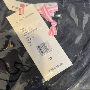 Vineyard Vines Women’s Black Vneck Tee 3X NWT